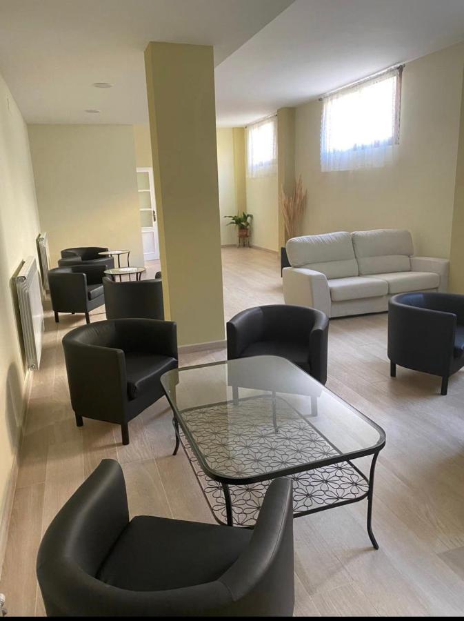 Hostal Sara Villafeliche Zewnętrze zdjęcie